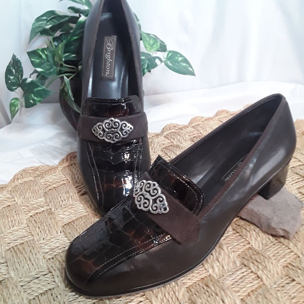 Y2K BRIGHTON Moc Croc & Suede ARTIST Brown Loafers w Scroll Medallion  9M
